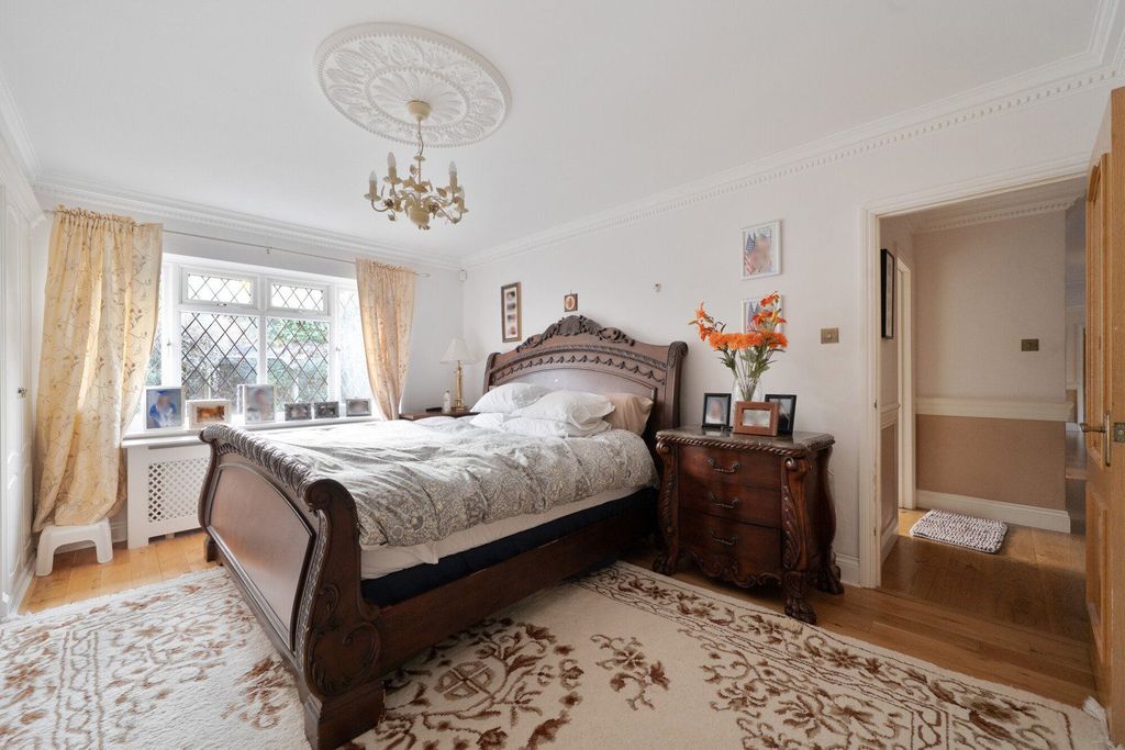 Property photo 3 of 15 67790 7Fbf31E98c9563Dfd8B7Def3F1Dd6B49