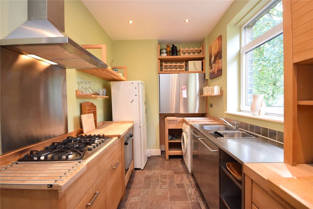 Property photo 3 of 10 Picture No. 16