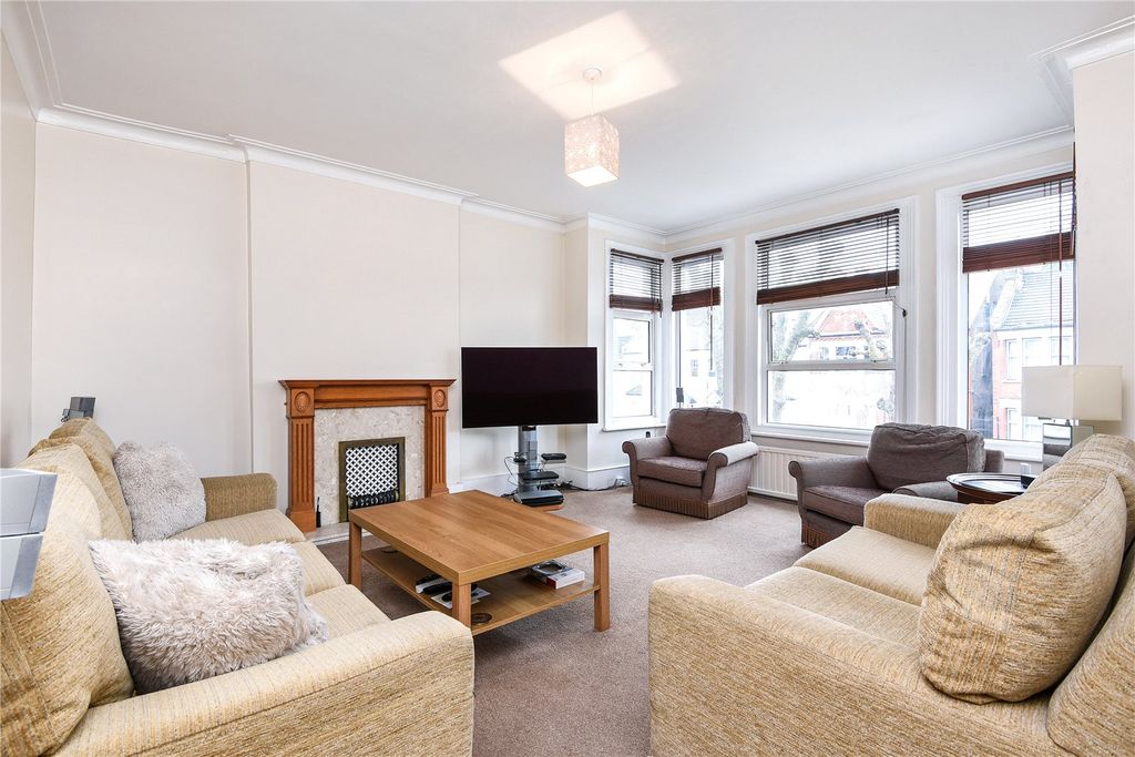 Property photo 2 of 15 Picture No. 03