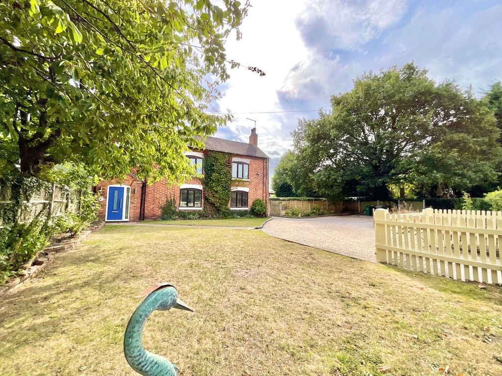 Property photo 1 of 26