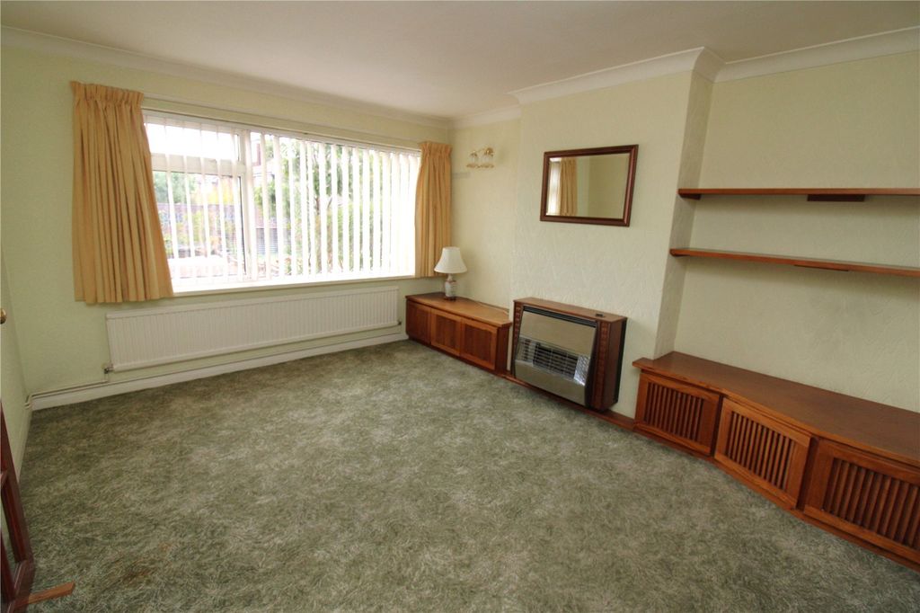 Property photo 3 of 22 Picture No. 11
