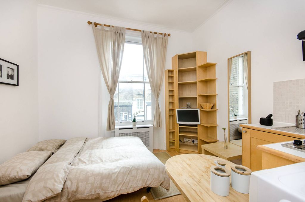 Property photo 1 of 5