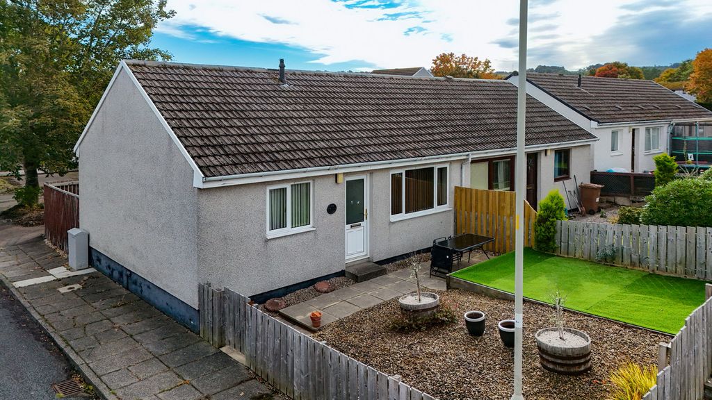 Property photo 1 of 21