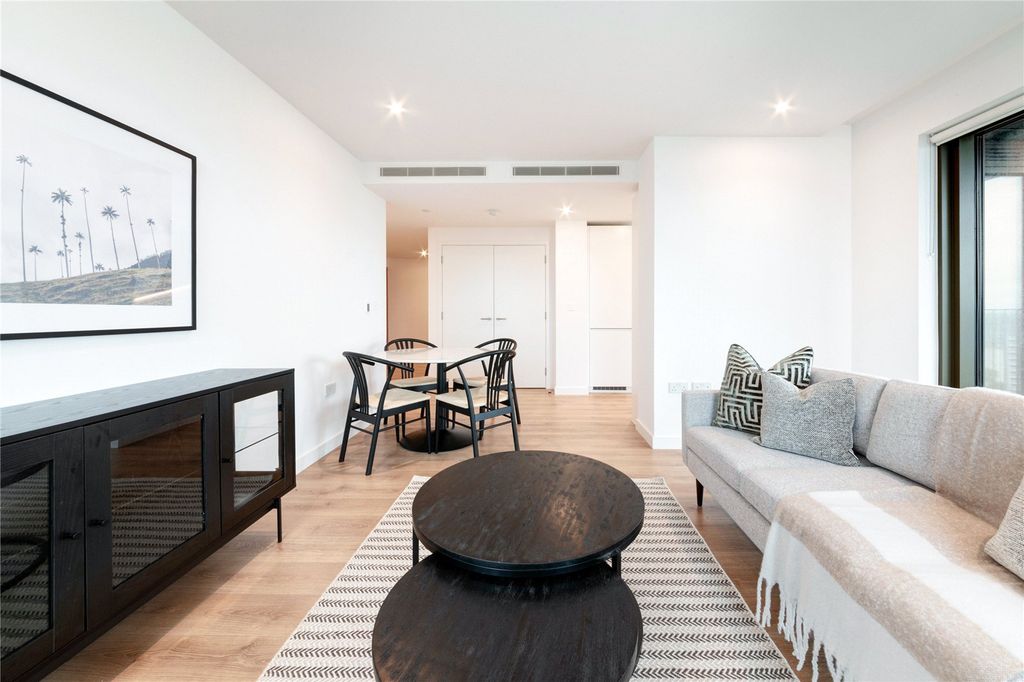 Property photo 1 of 9 Picture No. 08