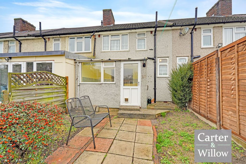 Property photo 2 of 11