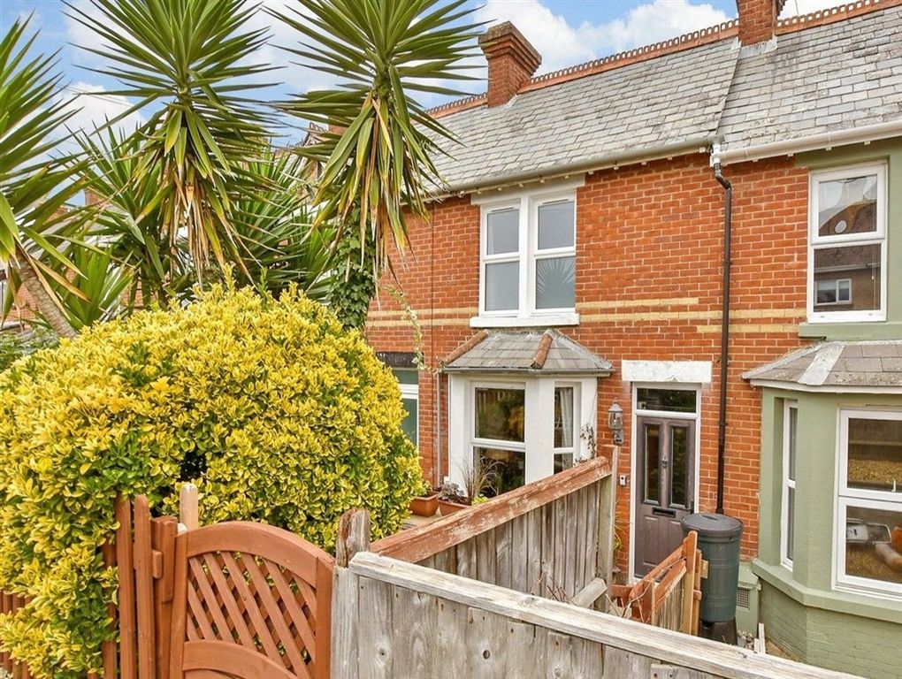 Property photo 2 of 13 Front*