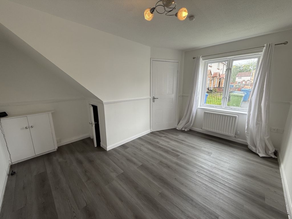 Property photo 2 of 10 Gallery