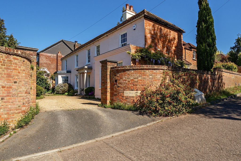 Property photo 2 of 15