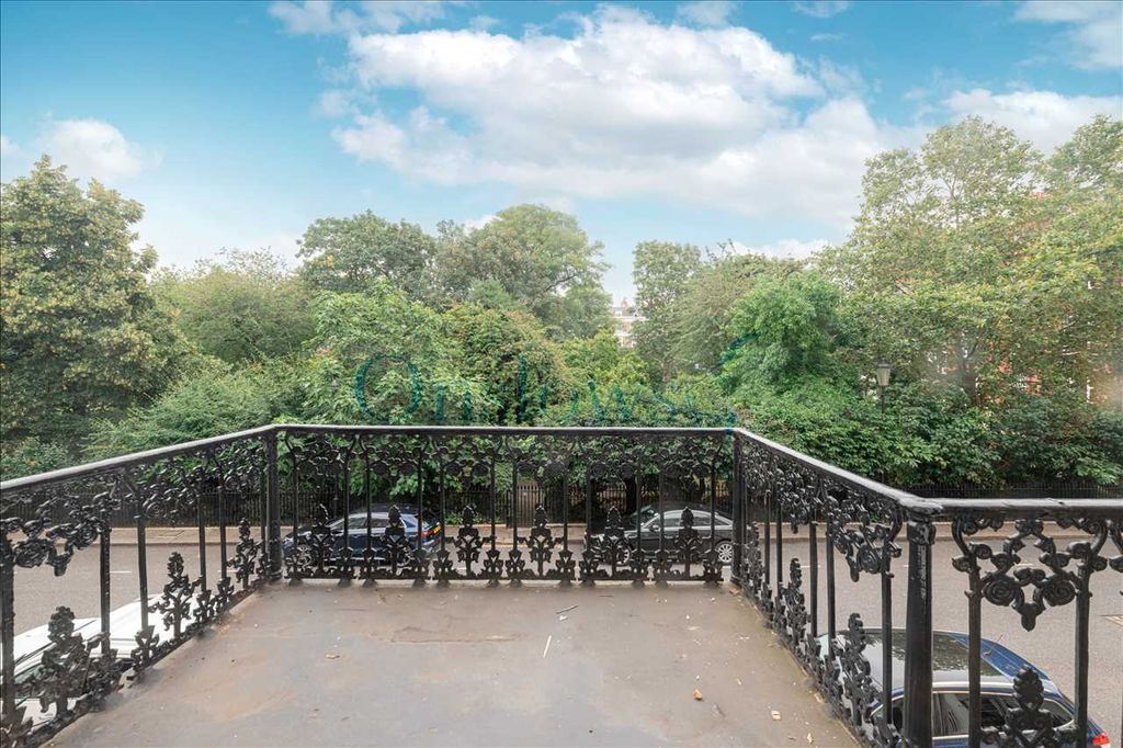 Property photo 3 of 14 Balcony