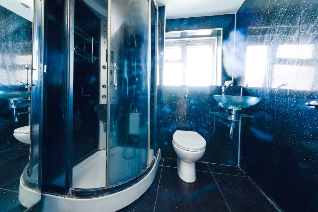 Property photo 3 of 14 Shower Room