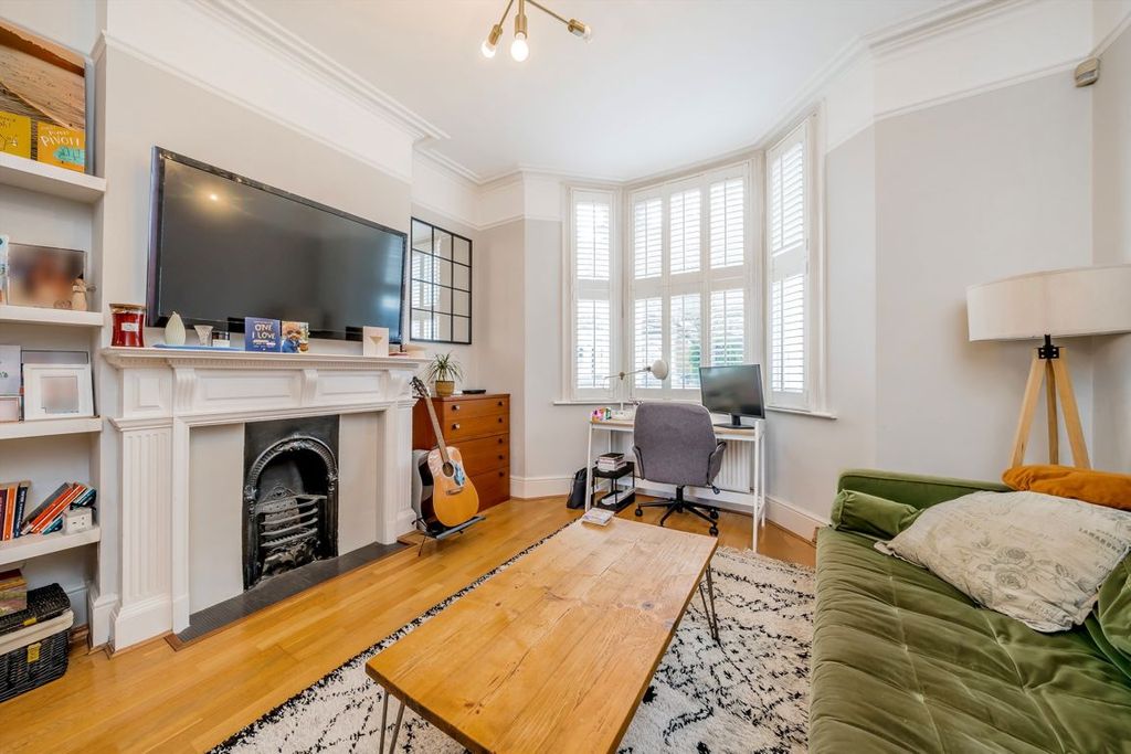 Property photo 3 of 7