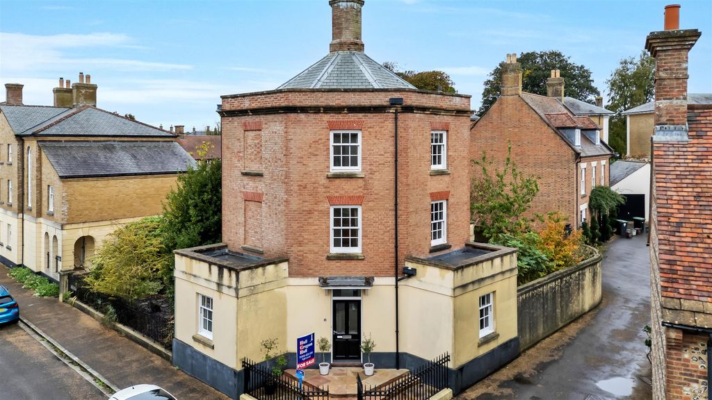 Property photo 1 of 46 Dji_20261007112355_0735_D.Jpg