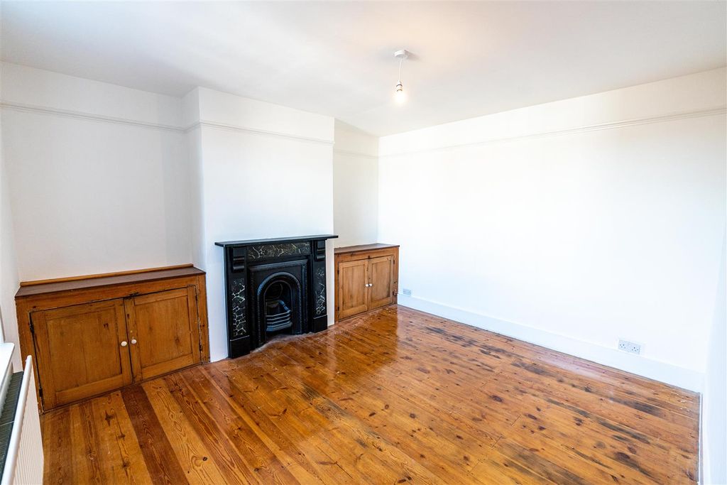Property photo 3 of 10 New 2.Jpg