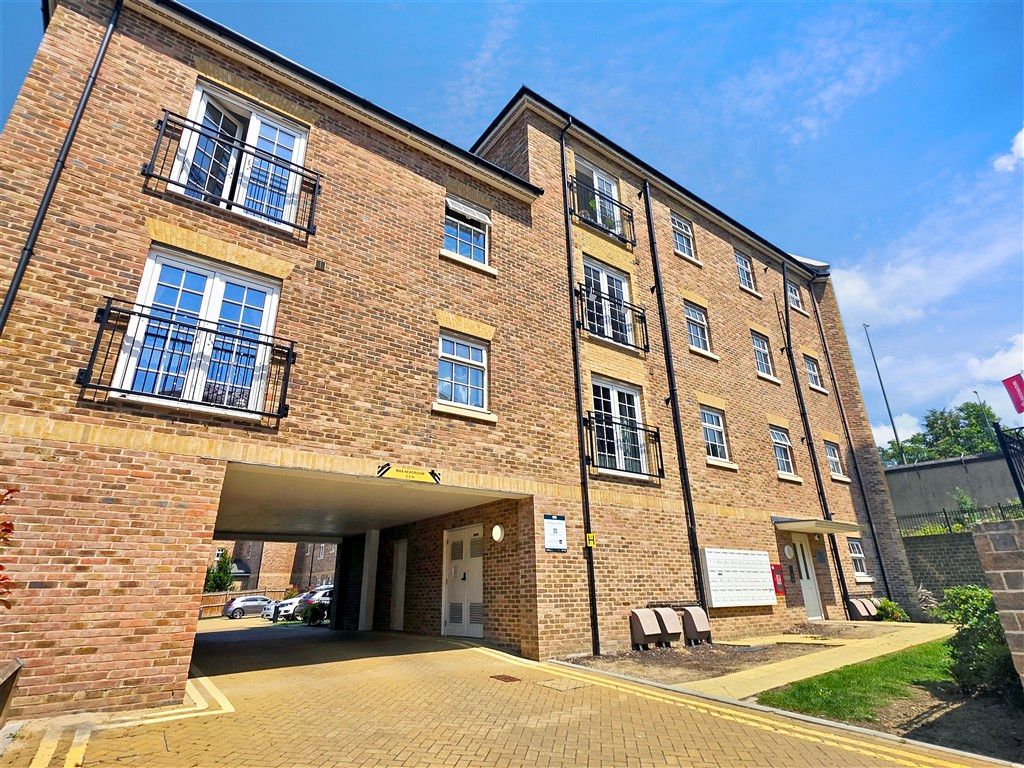Property photo 1 of 7 Rear External