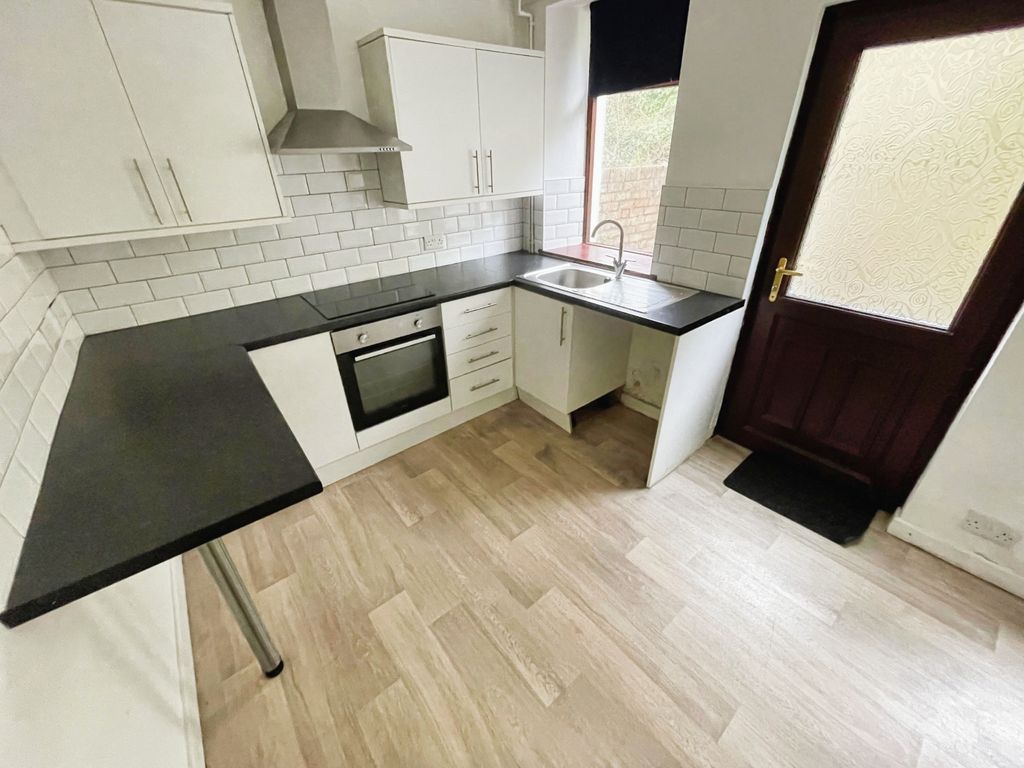 Property photo 2 of 7 Image