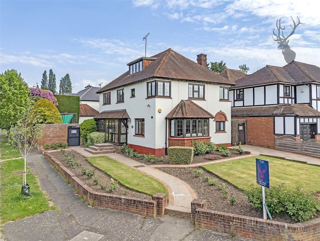 Property photo 1 of 31