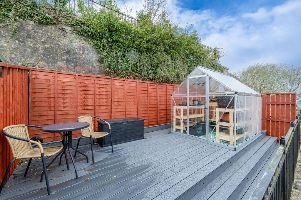 Additional image 26 of 3 bed end terrace house for saleHollybush Lane, Port Glasgow PA14