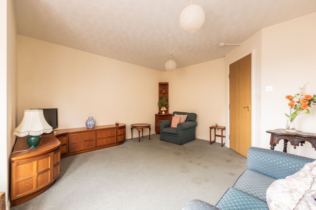 Property photo 3 of 18 Property Image 3