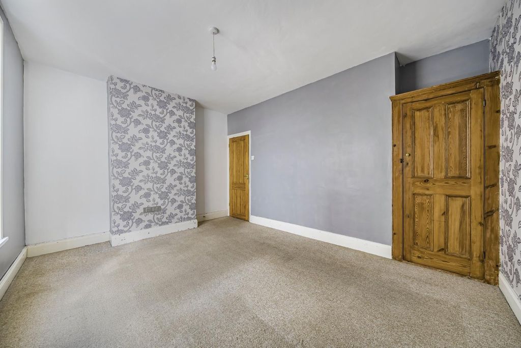 Property photo 2 of 13 67E6E678Afc86-1269084 (12).Jpg