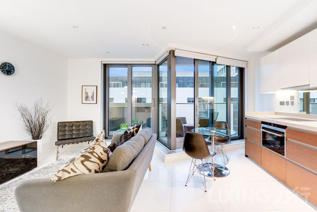 Property photo 3 of 15