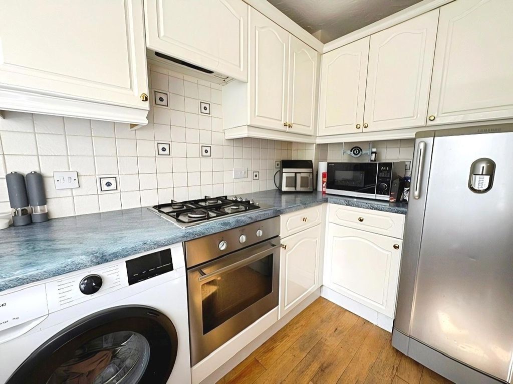 Property photo 3 of 11 Pbox-Img.Jpg