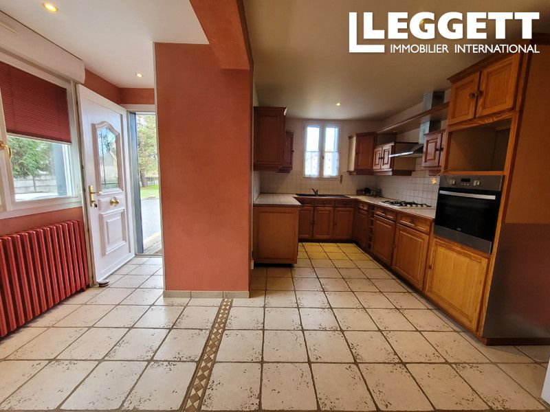 Property photo 2 of 10