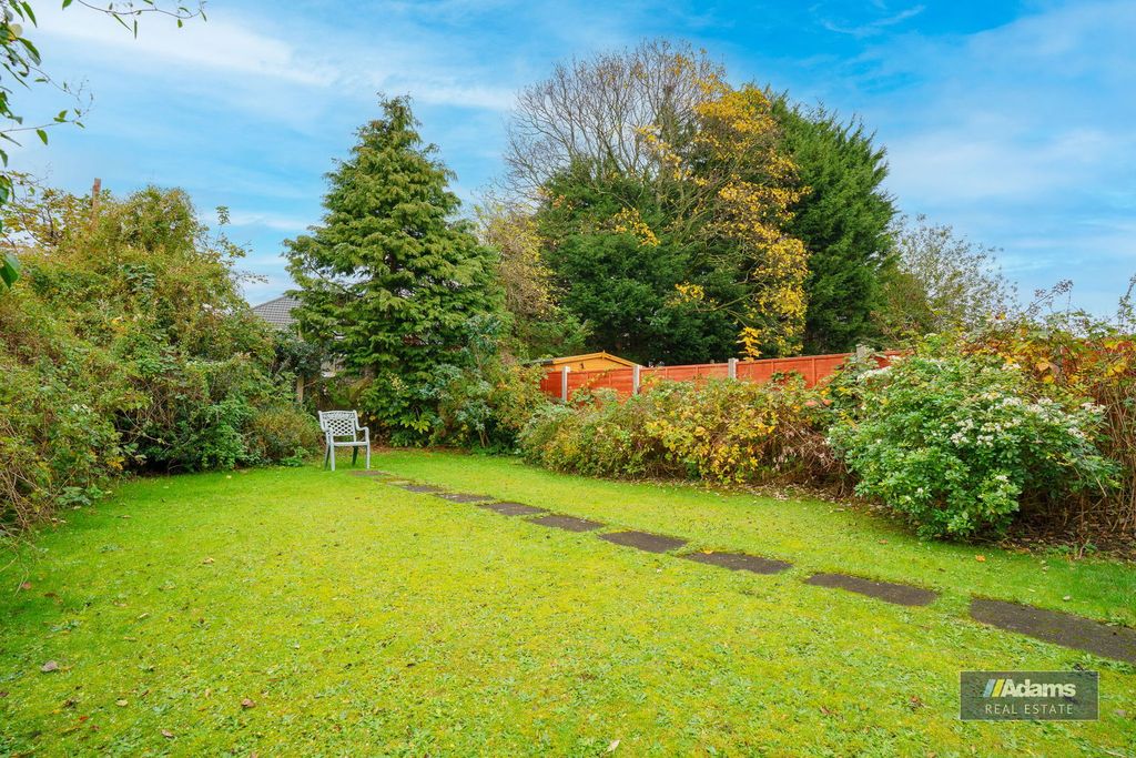 Property photo 3 of 28