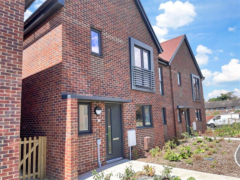 Property photo 3 of 13 Front