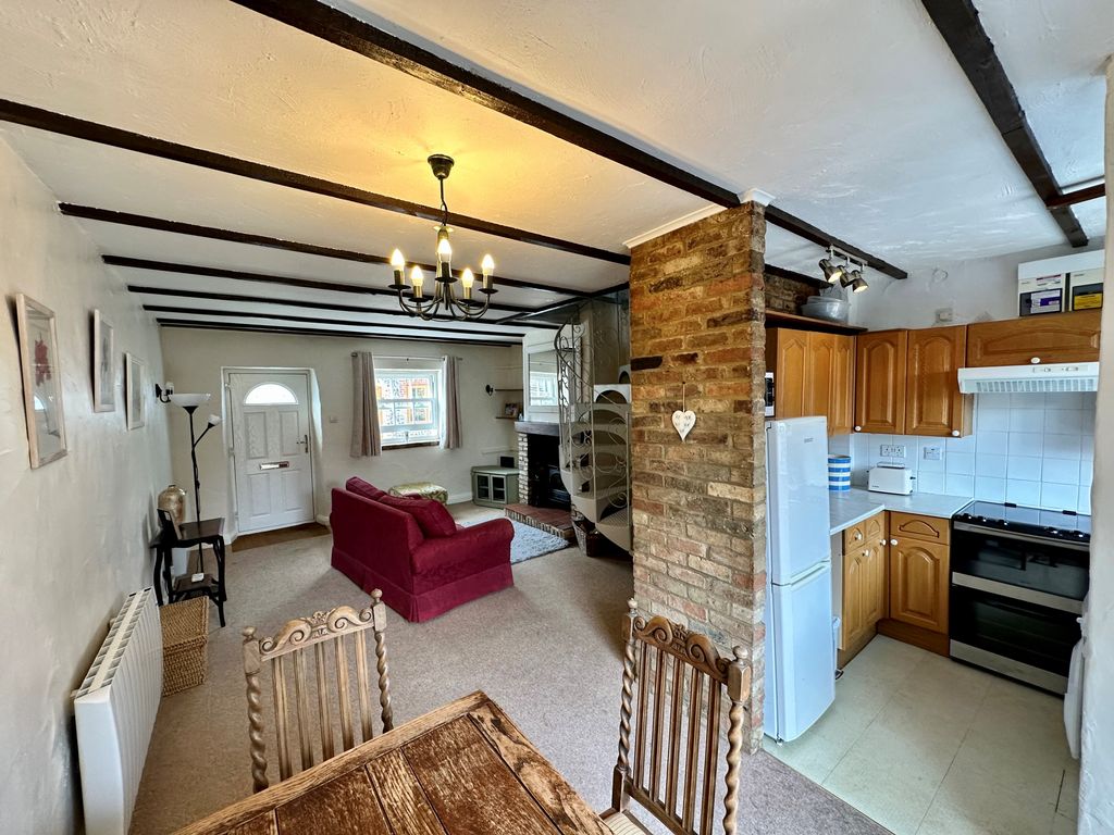 Property photo 2 of 14 View