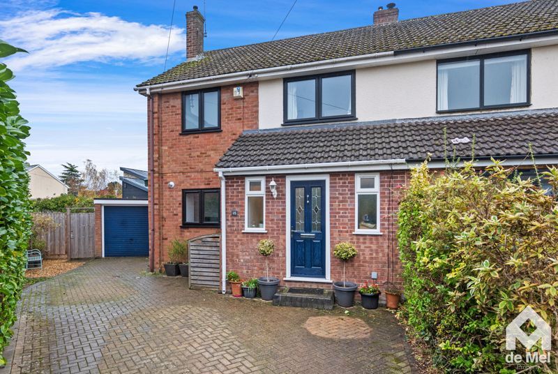 Property photo 1 of 17 Photo 17