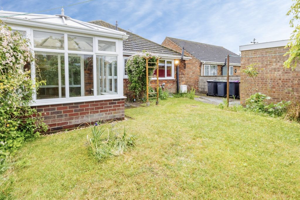 Property photo 2 of 21