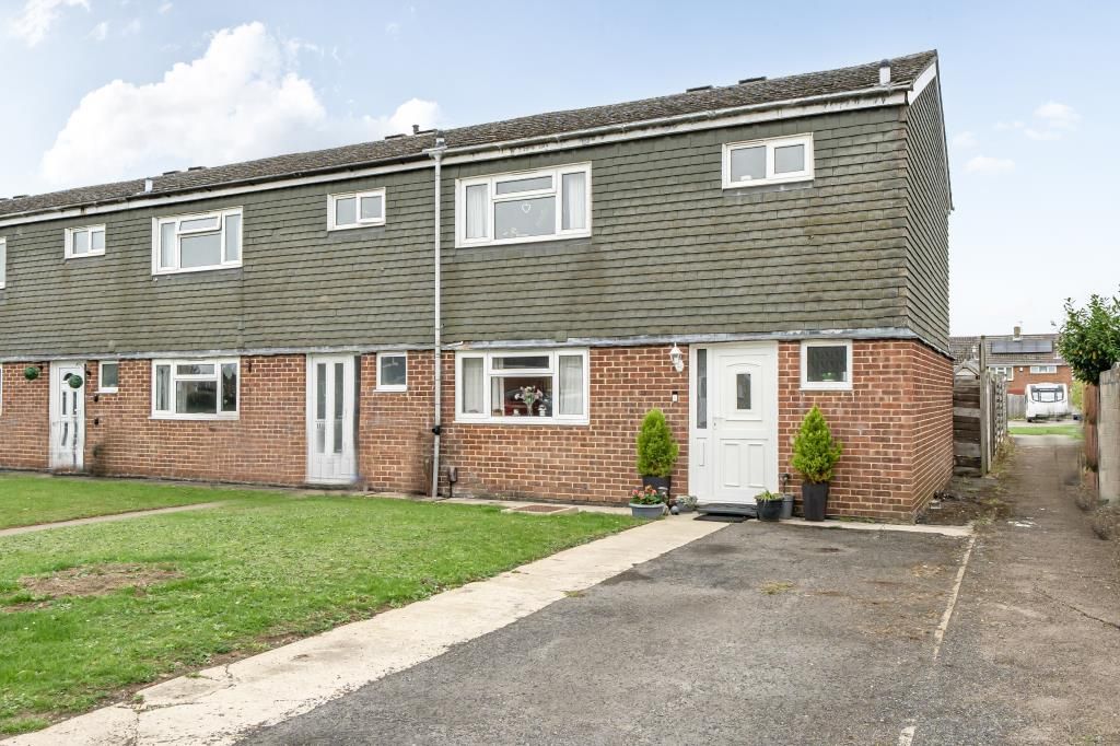 Property photo 1 of 17 Front