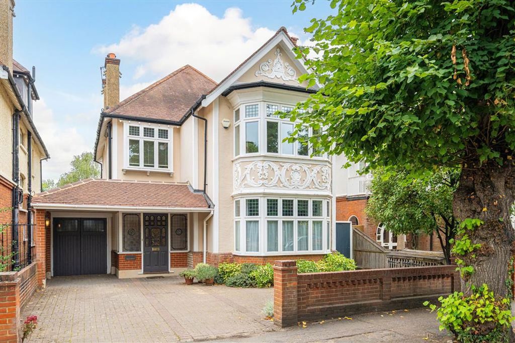 Property photo 1 of 12