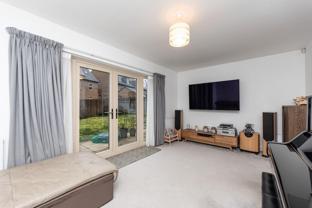 Property photo 2 of 20 5C5A5606.Jpg