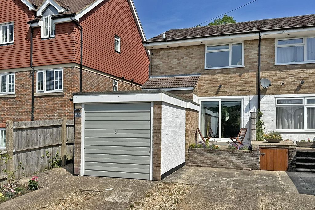 Property photo 1 of 22
