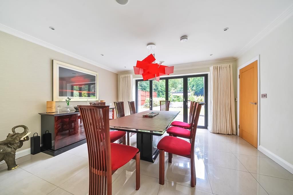 Property photo 3 of 25 Dining Area