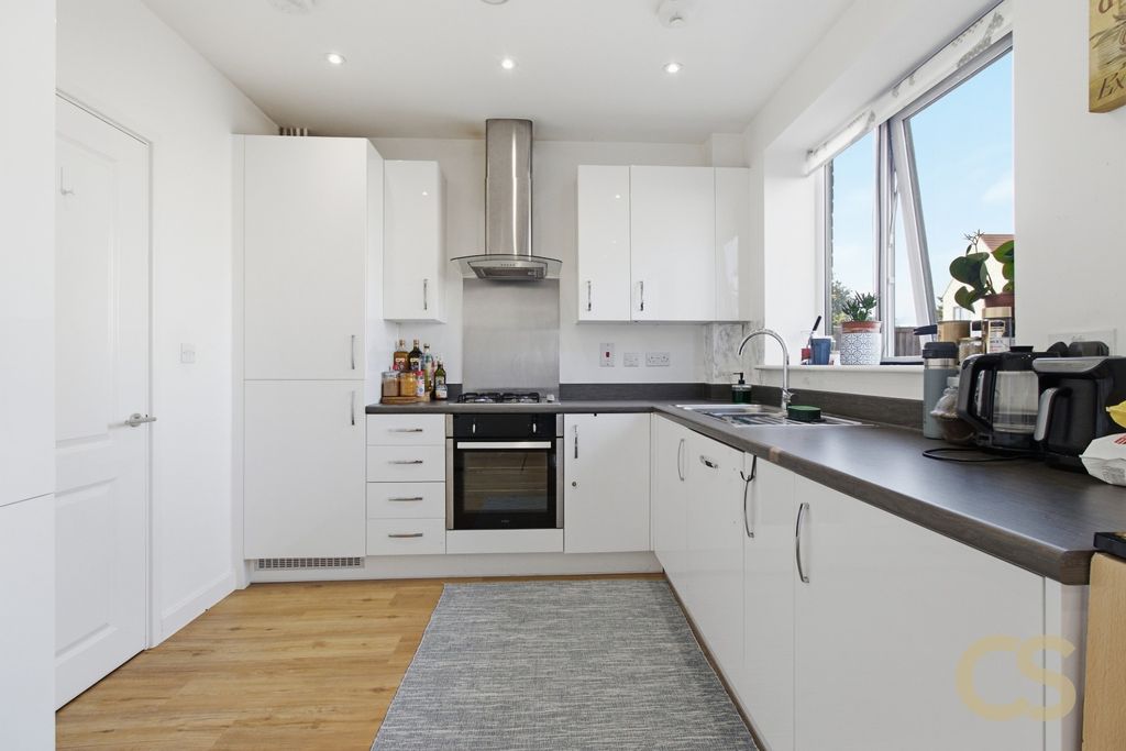 Property photo 3 of 17 5424036