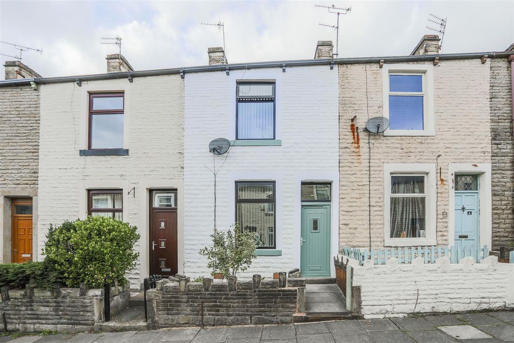 Property photo 1 of 19 Oak.Jpg