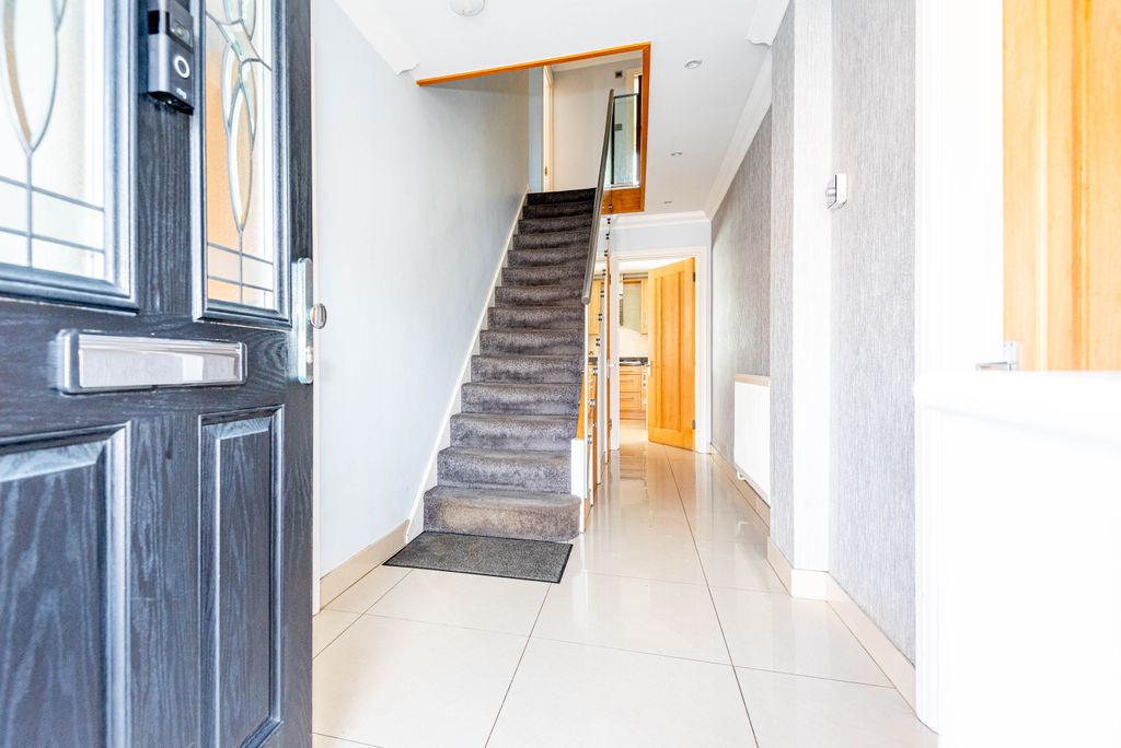 Property photo 3 of 34 Dsc_8507