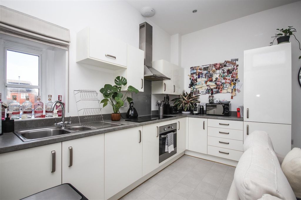 Property photo 3 of 12 Img_0709.Jpg