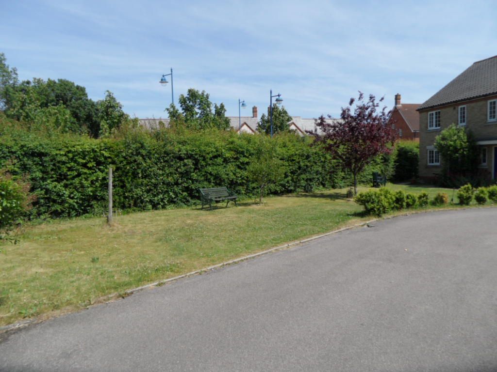 Property photo 2 of 8