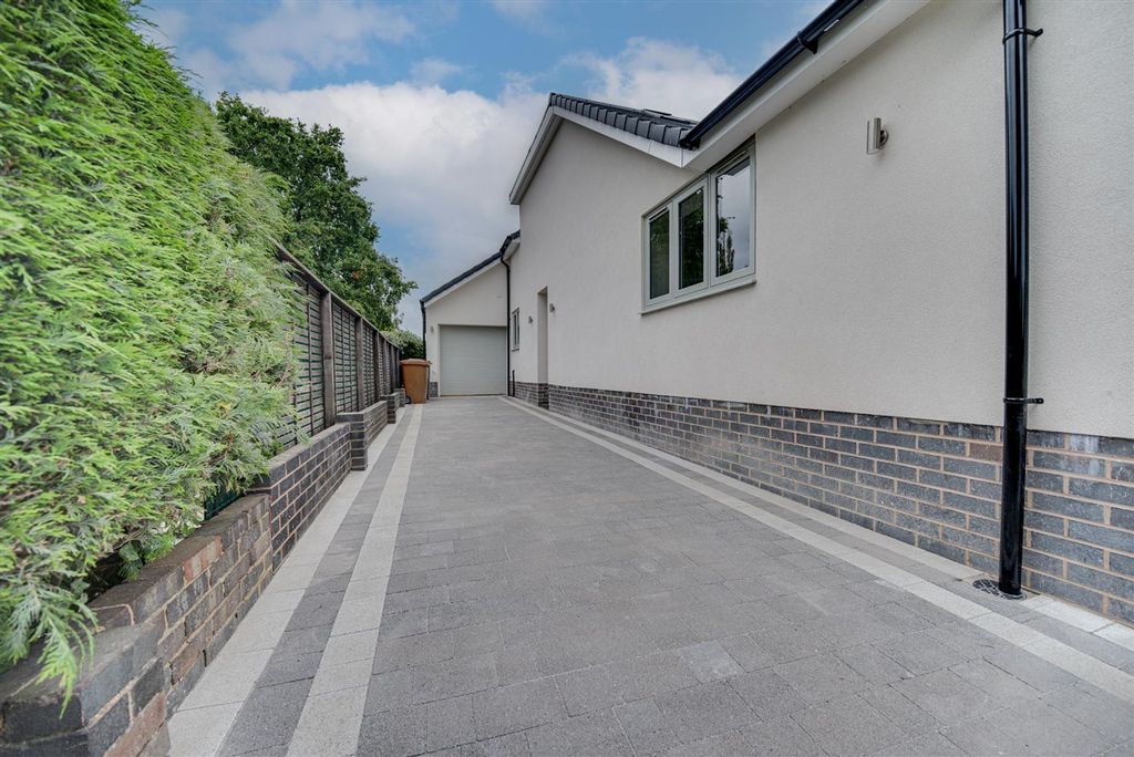 Property photo 3 of 27 Dsc_8231-Dsc_8235.Jpg