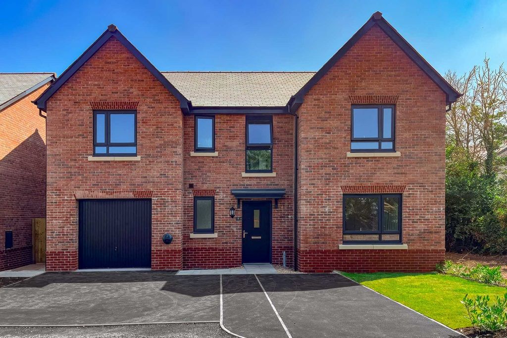 Property photo 1 of 16 A Stunning 5 Bedroom Family Home In A Cul De Sac Location