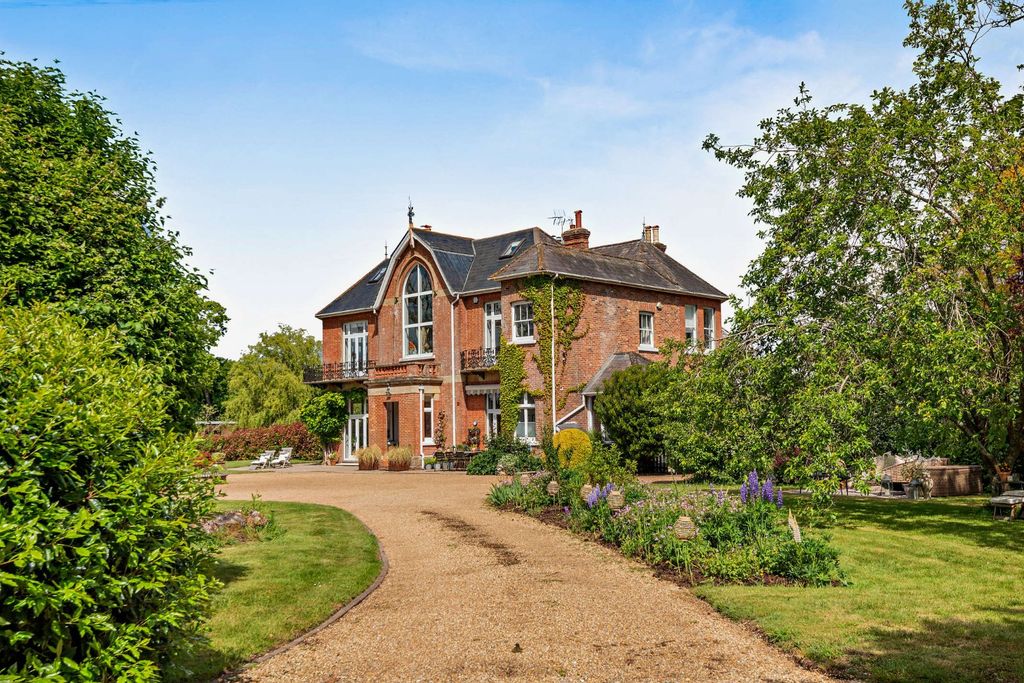 Property photo 1 of 15 Picture No. 24