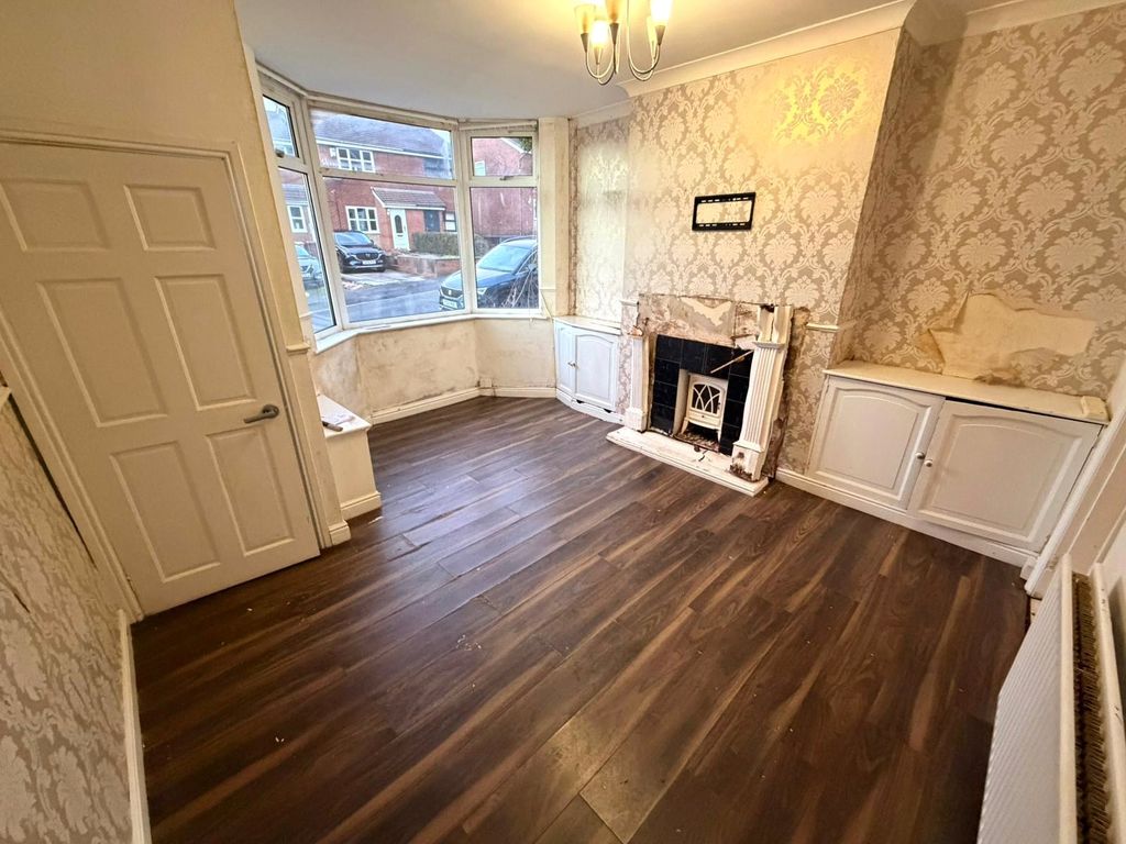 Property photo 2 of 10 Picture No. 11