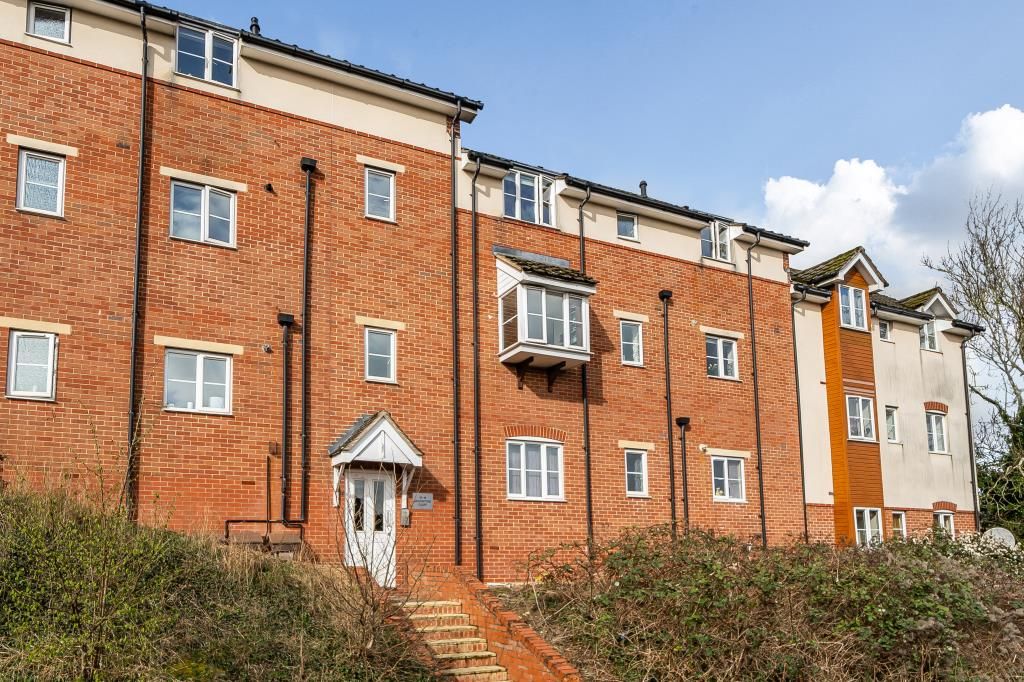 Property photo 1 of 20 External