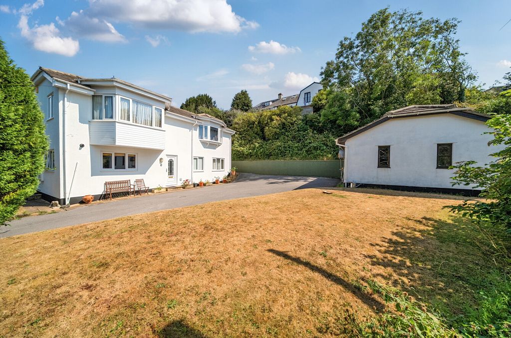 Property photo 2 of 38 1495191-1-6A5A076...