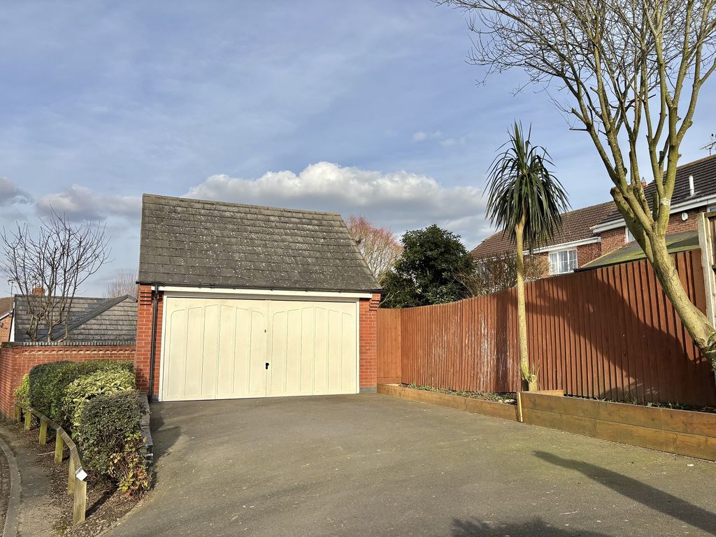 Property photo 2 of 13 Double Garage