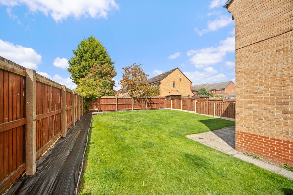 Property photo 2 of 6