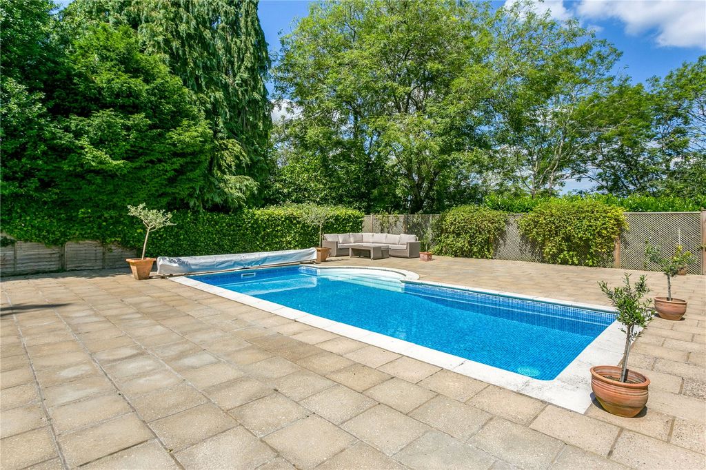 Property photo 2 of 19 Pool